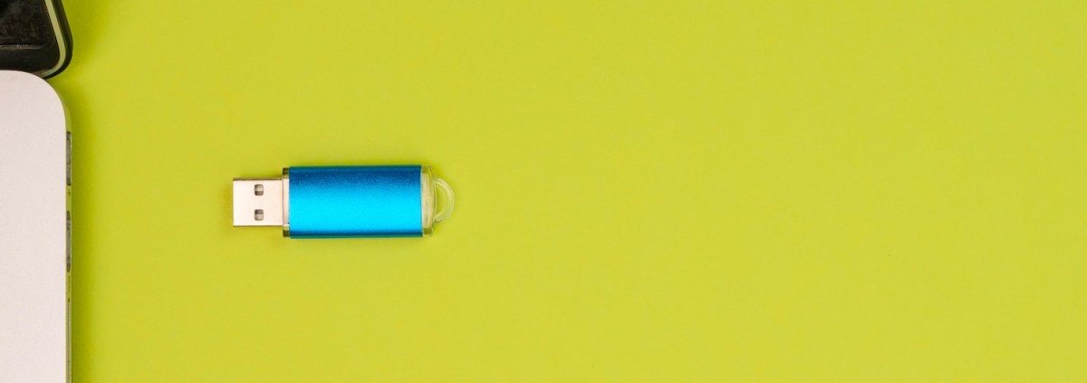 USB pic from pexels.com